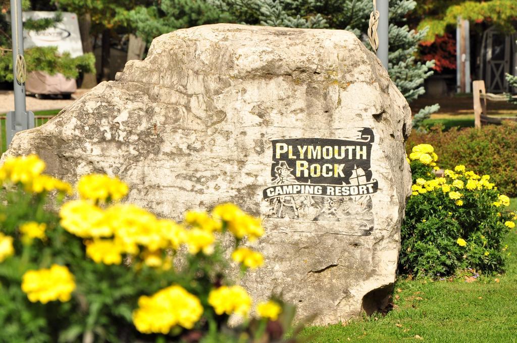 Plymouth Rock Camping Resort Rustic Cabin Elkhart Lake ภายนอก รูปภาพ