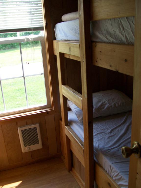 Plymouth Rock Camping Resort Rustic Cabin Elkhart Lake ภายนอก รูปภาพ